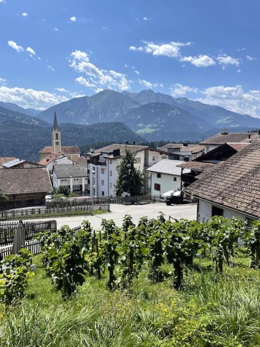 Swiss Chalet Near Flims Trin Екстериор снимка